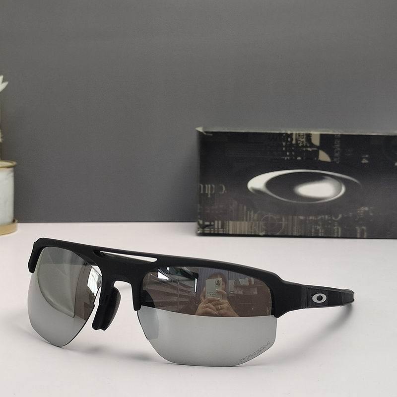 Oakley Sunglasses 178